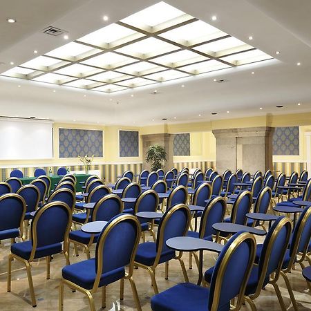 Grand Hotel Plaza Milaan Zakenleven foto